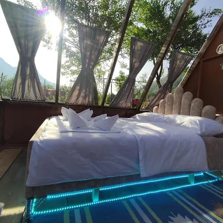Under Stars House